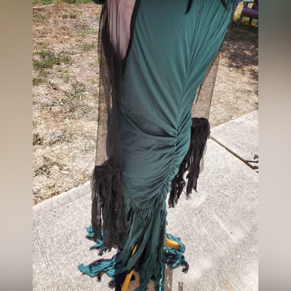 Halloween wicked sexy witch costume - Picture 4 of 5